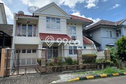 Rumah Elit Modern Siap Huni di BSD Puspita Loka Tangerang Rumah Elit Modern Siap Huni di BSD Puspita Loka Tangerang