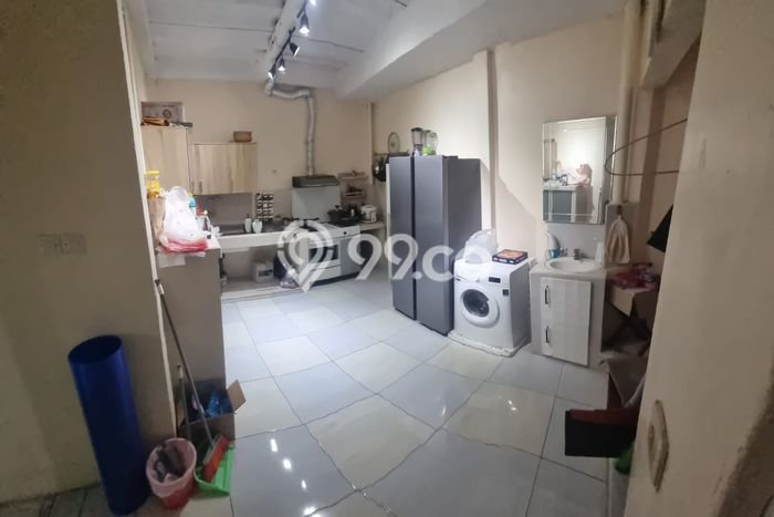 PROPERTI UNGGULAN! Rumah Premium di Kramat, LT 154m² Bangunan 140m² PROPERTI UNGGULAN! Rumah Premium di Kramat, LT 154m² Bangunan 140m²