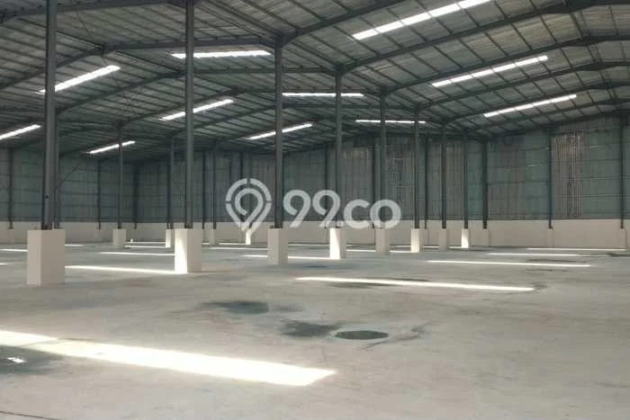 Gudang bagus disewakan di Sepatan Tangerang dengan LB 1440m2 harga sewa terbaik Gudang bagus disewakan di Sepatan Tangerang dengan LB 1440m2 harga sewa terbaik