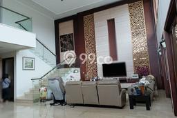 Dijual Rumah Luas Megah Dengan View Eksklusif di Setra Sari, Bandung Dijual Rumah Luas Megah Dengan View Eksklusif di Setra Sari, Bandung