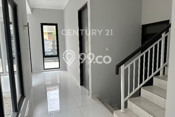 For Sale! Premium House LT 195m2 Desain Modern di BKR For Sale! Premium House LT 195m2 Desain Modern di BKR
