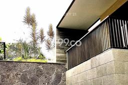 For Sale! Premium House LT 300m2 Desain Elegan di Setra Duta For Sale! Premium House LT 300m2 Desain Elegan di Setra Duta