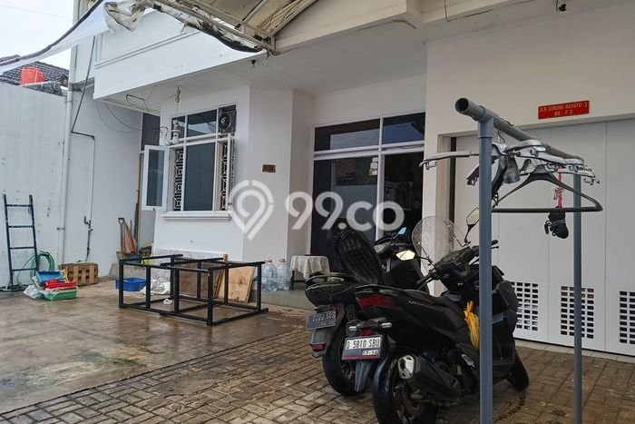 Jual Rumah Eksklusif 4 KT di Gunung Batu, Bandung Jual Rumah Eksklusif 4 KT di Gunung Batu, Bandung