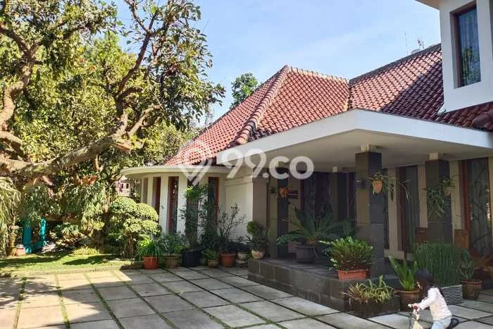 Hunian Mewah Siap Huni LT 858m2 di Sukasari, Bandung Hunian Mewah Siap Huni LT 858m2 di Sukasari, Bandung