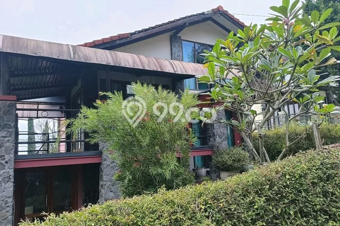 DIJUAL! Vila di , Luas 250m2m², Posisi Strategis DIJUAL! Vila di , Luas 250m2m², Posisi Strategis