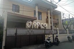 Dijual Rumah Premium dengan Fasilitas Sekitar Lengkap di Mampang Prapatan, Jakarta Selatan Dijual Rumah Premium dengan Fasilitas Sekitar Lengkap di Mampang Prapatan, Jakarta Selatan