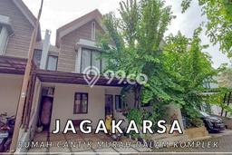 Dijual Rumah Strategis Bagus Punya 3 KT di Jagakarsa Jakarta Selatan SHM Dijual Rumah Strategis Bagus Punya 3 KT di Jagakarsa Jakarta Selatan SHM