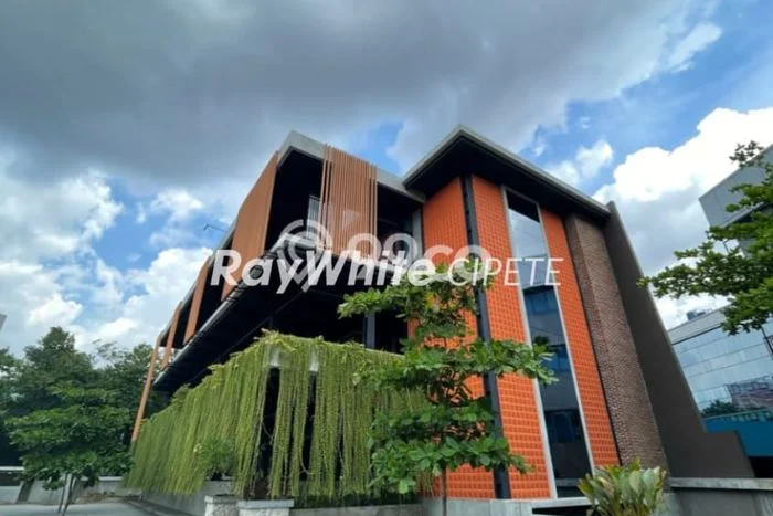 Unit Kantor Dijual di Jakarta Selatan LT 1600m2 & LB 2100m2 Unit Kantor Dijual di Jakarta Selatan LT 1600m2 & LB 2100m2