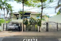 Rumah Elit Modern Tanpa Renovasi di Cipete Jakarta Selatan Rumah Elit Modern Tanpa Renovasi di Cipete Jakarta Selatan