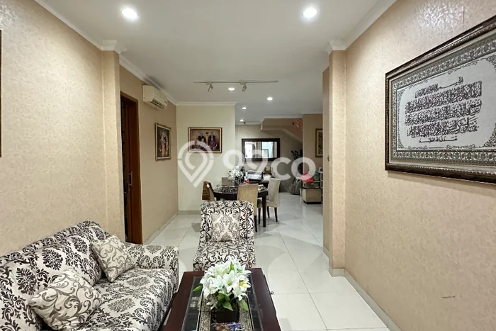Rumah Elit LB 200m2 Siap Huni Desain Elegan di Pondok Indah, Jakarta Selatan Rumah Elit LB 200m2 Siap Huni Desain Elegan di Pondok Indah, Jakarta Selatan