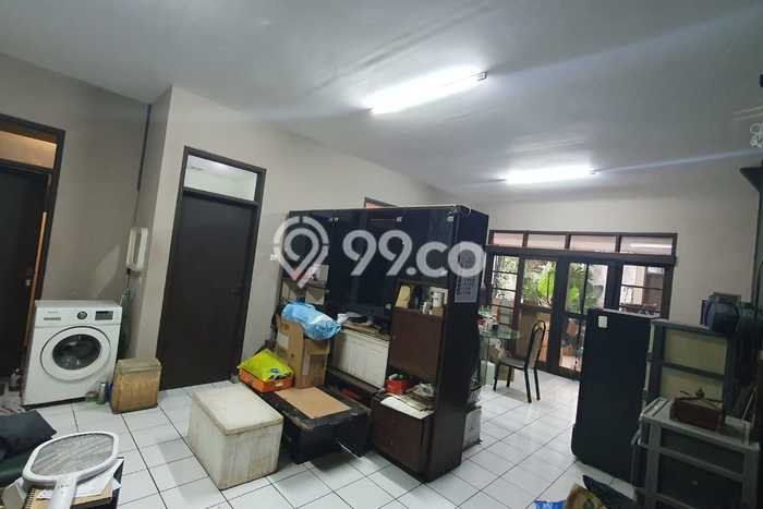 Rumah Strategis Minimalis Lb 210m2 di Astanaanyar, Bandung Rumah Strategis Minimalis Lb 210m2 di Astanaanyar, Bandung