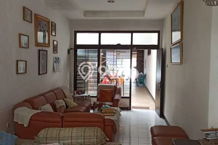Disewakan! Rumah 1 Kamar Tidur &
2 Kamar Mandi di Riau, Bandung Disewakan! Rumah 1 Kamar Tidur &
2 Kamar Mandi di Riau, Bandung