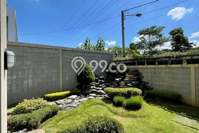 Hunian Mewah LB 300m2 Siap Pakai Desain Elegan di Setiabudi, Bandung Hunian Mewah LB 300m2 Siap Pakai Desain Elegan di Setiabudi, Bandung