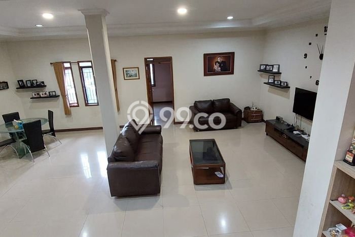 Ruko Dijual di Moch Toha LT 161m2, LB 480m2 Solusi Investasi Cerdas Ruko Dijual di Moch Toha LT 161m2, LB 480m2 Solusi Investasi Cerdas