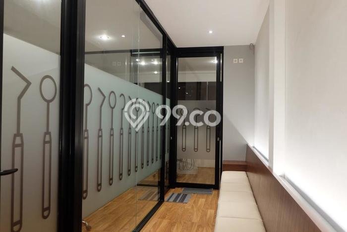 Tersedia Ruko Bisnis di Surya Sumantri Bandung Harga Sewa Menarik Bisa Nego Tersedia Ruko Bisnis di Surya Sumantri Bandung Harga Sewa Menarik Bisa Nego