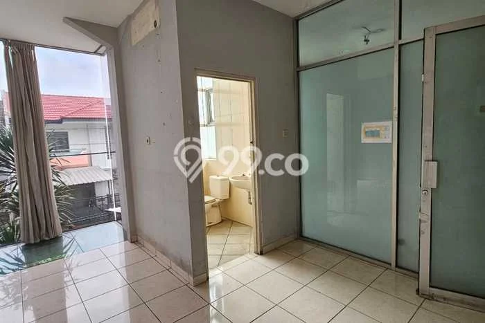 Ruko Bagus Dijual LB 500m2 Lokasi Strategis Bandung Area Cocok untuk Bisnis Ruko Bagus Dijual LB 500m2 Lokasi Strategis Bandung Area Cocok untuk Bisnis
