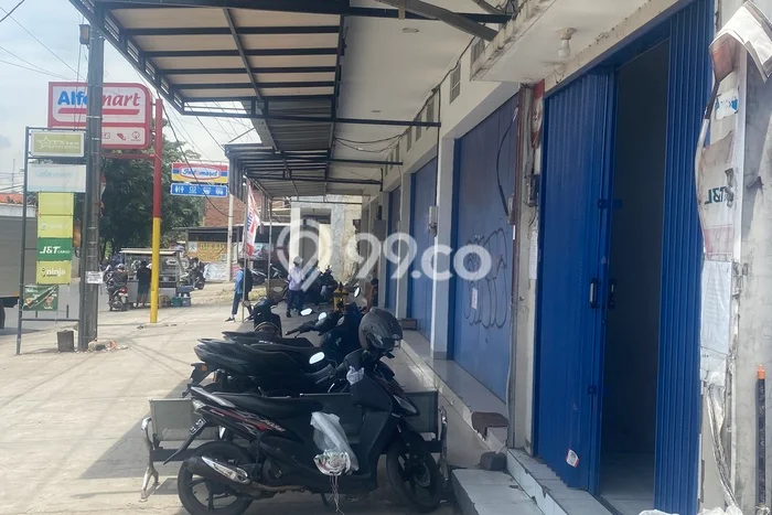 Unit Komersial Paling Strategis di Margaasih Bandung dengan LB 36m2 Unit Komersial Paling Strategis di Margaasih Bandung dengan LB 36m2