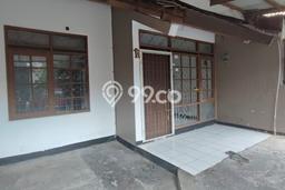 Rumah Luas Asri 2 KT Siap Pakai di Taman Kopo Indah Bandung Rumah Luas Asri 2 KT Siap Pakai di Taman Kopo Indah Bandung