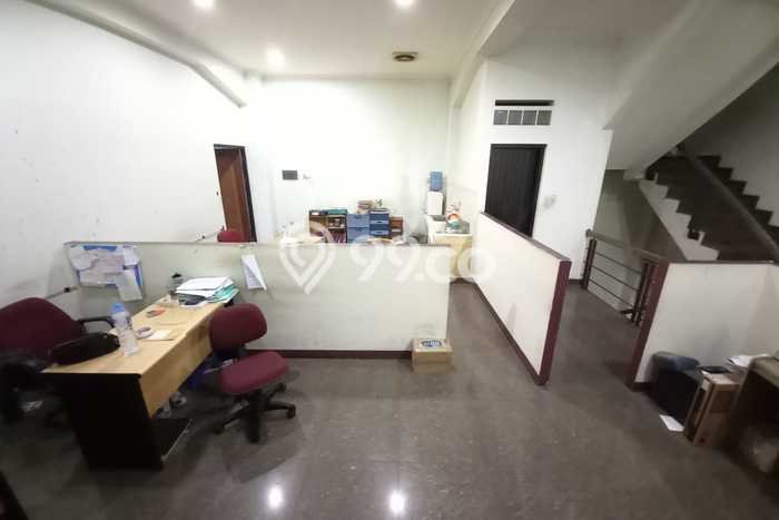 Area Ramai! Ruko Dijual di Astanaanyar untuk Bisnis Luas Bangunan 540m2 Area Ramai! Ruko Dijual di Astanaanyar untuk Bisnis Luas Bangunan 540m2