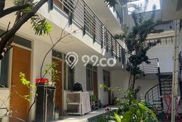 Dijual Rumah Kost di Surya Sumantri, Bandung, 22 KT, 15 KM, Bangunan 800m2 Dijual Rumah Kost di Surya Sumantri, Bandung, 22 KT, 15 KM, Bangunan 800m2
