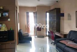 Rumah Mewah LB 180m2 Siap Huni Desain Elegan di mekar wangi, Bandung Rumah Mewah LB 180m2 Siap Huni Desain Elegan di mekar wangi, Bandung