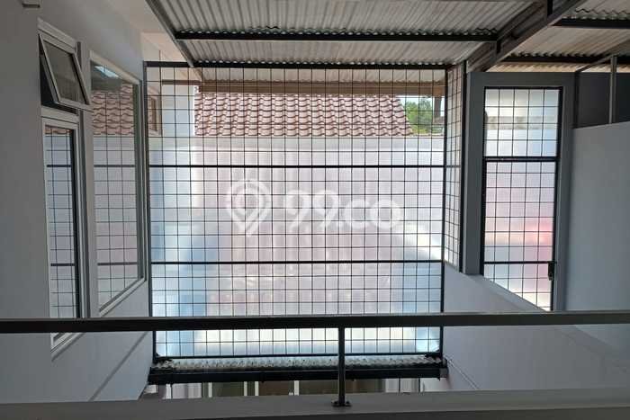 Jual Rumah Favorit Siap Huni LB 275m2 di Cikarang Barat, Bekasi Jual Rumah Favorit Siap Huni LB 275m2 di Cikarang Barat, Bekasi