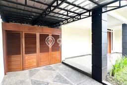 Jual Rumah Luas Megah Dengan View Cantik di Turangga, Bandung Jual Rumah Luas Megah Dengan View Cantik di Turangga, Bandung
