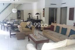 Rumah Mewah LB 368m2 Siap Pakai Desain Elegan di Turangga, Bandung Rumah Mewah LB 368m2 Siap Pakai Desain Elegan di Turangga, Bandung