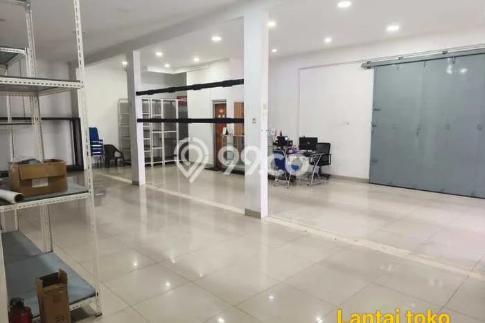 Unit Ruko Tersedia di Gunung Batu Spesifikasi LB 207m2 Unit Ruko Tersedia di Gunung Batu Spesifikasi LB 207m2