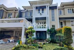 Dijual Rumah Mewah Megah Dengan View Eksklusif di Alam Sutera, Tangerang Dijual Rumah Mewah Megah Dengan View Eksklusif di Alam Sutera, Tangerang