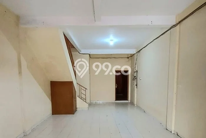 Dijual! Ruko di Taman Royal Tangerang LT 74m2 / LB 150m2 Kawasan Strategis Dijual! Ruko di Taman Royal Tangerang LT 74m2 / LB 150m2 Kawasan Strategis