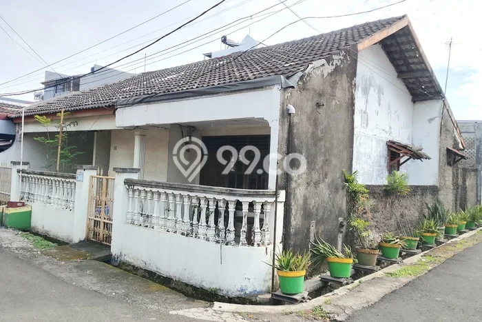 Rumah Modern 4 KT di Tangerang Kota Tangerang Rumah Modern 4 KT di Tangerang Kota Tangerang