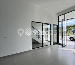 Unit Ruko Dijual di Jakarta Utara LT 126m2 & LB 378m2 Unit Ruko Dijual di Jakarta Utara LT 126m2 & LB 378m2