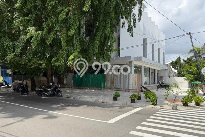 Ruko Dijual di Jakarta Utara LT 68m2 & LB 238m2 Lokasi Terbaik! Ruko Dijual di Jakarta Utara LT 68m2 & LB 238m2 Lokasi Terbaik!