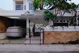 Hot Offer Hunian Premium Ideal dan Luas di Pesanggrahan, Jakarta Selatan Hot Offer Hunian Premium Ideal dan Luas di Pesanggrahan, Jakarta Selatan