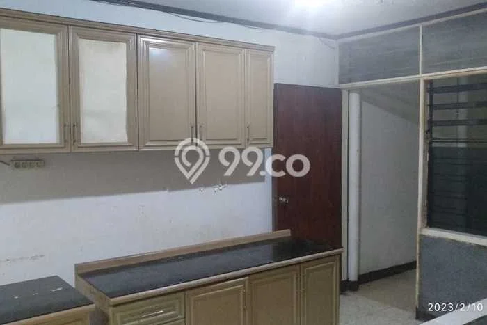 Rumah Mewah LB 150m2 Siap Huni Desain Elegan di Kedoya Baru, Jakarta Barat Rumah Mewah LB 150m2 Siap Huni Desain Elegan di Kedoya Baru, Jakarta Barat