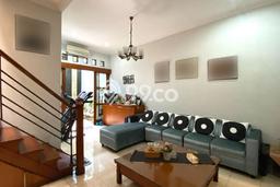 Ready to Use! Luxury House LT 120m2 Desain Elegan di Pondok Pinang Ready to Use! Luxury House LT 120m2 Desain Elegan di Pondok Pinang