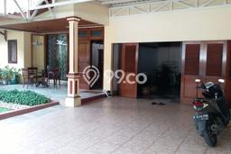 Ready to Use! Luxury House LT 595m2 Desain Modern di Cipete Ready to Use! Luxury House LT 595m2 Desain Modern di Cipete
