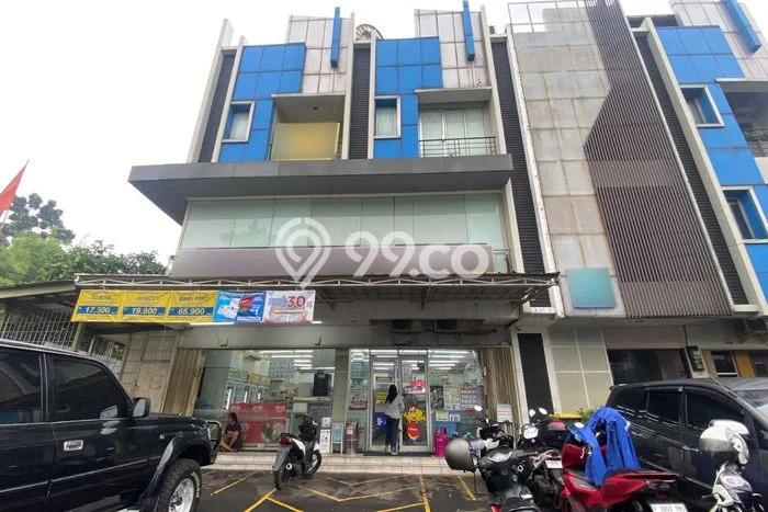 Ruko untuk Disewa di Pusat Jakarta Selatan Luas Bangunan 500m2 Ruko untuk Disewa di Pusat Jakarta Selatan Luas Bangunan 500m2