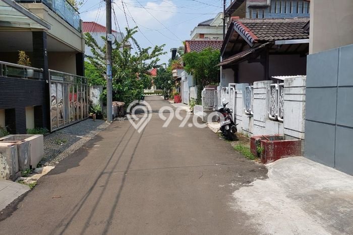 Rumah Luas Asri 3 KT Siap Pakai di Kampung Utan Tangerang Rumah Luas Asri 3 KT Siap Pakai di Kampung Utan Tangerang