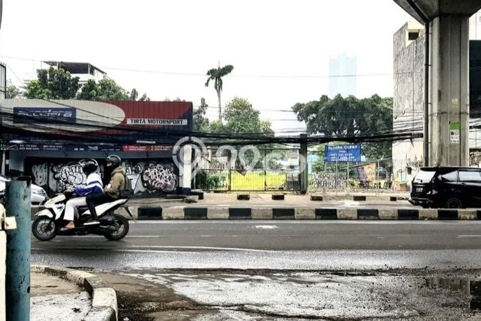 Lahan untuk Dijual di Kebayoran Baru Jakarta Selatan Luas 2461m2 Lahan untuk Dijual di Kebayoran Baru Jakarta Selatan Luas 2461m2