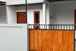 Rumah Cantik Siap Pakai Di Denpasar Utara Luas 40m2 Lokasi Strategis Rumah Cantik Siap Pakai Di Denpasar Utara Luas 40m2 Lokasi Strategis