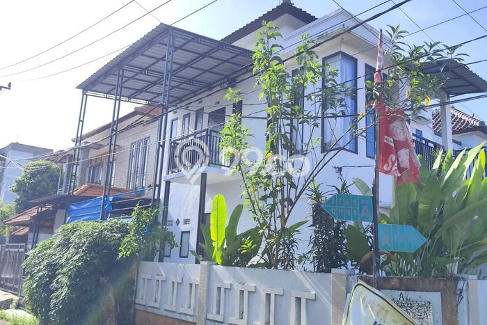 Jarang Ada! Rumah Kontrakan 3 Kamar Nyaman Siap Huni Nusa Dua Jarang Ada! Rumah Kontrakan 3 Kamar Nyaman Siap Huni Nusa Dua