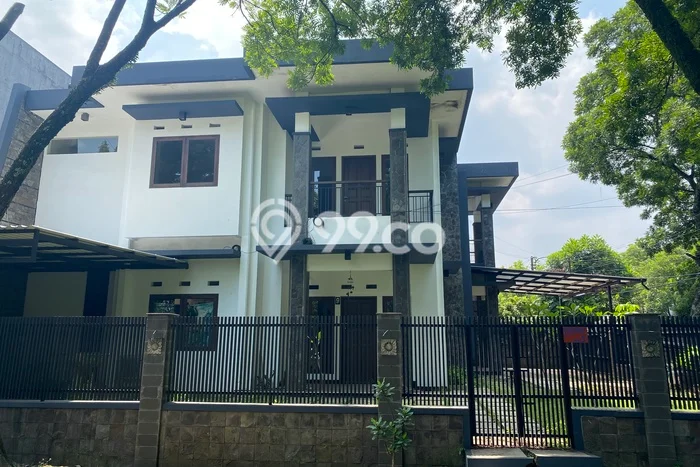 Disewakan Cepat Rumah Kondisi Bagus di Area Batununggal, Bandung Disewakan Cepat Rumah Kondisi Bagus di Area Batununggal, Bandung