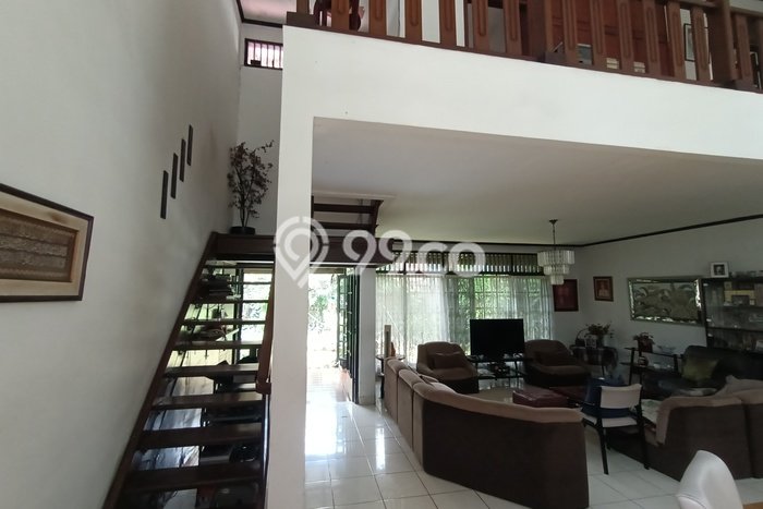 Hot Offer Hunian Mewah Ideal dan Luas di Pulo Gadung, Jakarta Timur Hot Offer Hunian Mewah Ideal dan Luas di Pulo Gadung, Jakarta Timur