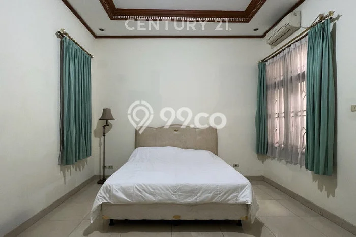 Lokasi strategis! Rumah siap pakai disewakan di Kayu Putih LB 190m2 Lokasi strategis! Rumah siap pakai disewakan di Kayu Putih LB 190m2