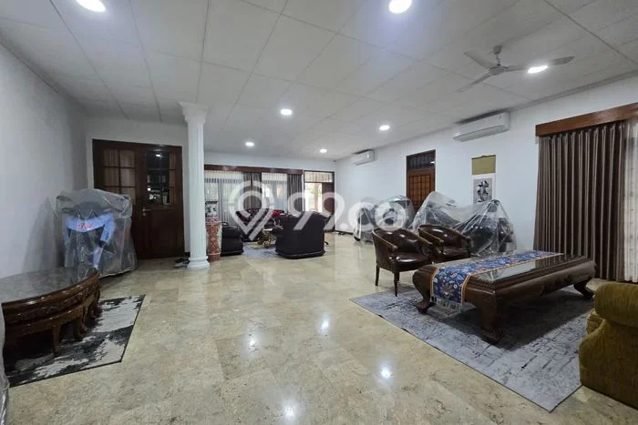 Sewa Rumah Bagus di Kebayoran Baru Harga Rp 600 Juta/ Tahun Sewa Rumah Bagus di Kebayoran Baru Harga Rp 600 Juta/ Tahun
