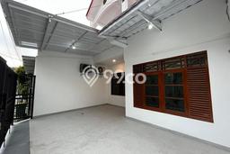 Rumah Luas Asri 3 KT Siap Huni di Pondok Bambu Jakarta Timur Rumah Luas Asri 3 KT Siap Huni di Pondok Bambu Jakarta Timur