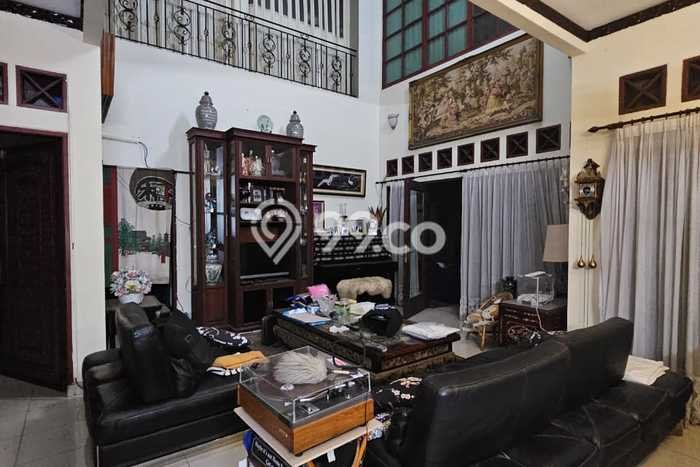 Dijual Hunian Mewah dengan Fasilitas Sekitar Komplit di Kebayoran Baru, Jakarta Selatan Dijual Hunian Mewah dengan Fasilitas Sekitar Komplit di Kebayoran Baru, Jakarta Selatan