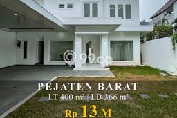 Dijual Rumah Luas Elegan Dengan View Cantik di Pejaten, Jakarta Selatan Dijual Rumah Luas Elegan Dengan View Cantik di Pejaten, Jakarta Selatan
